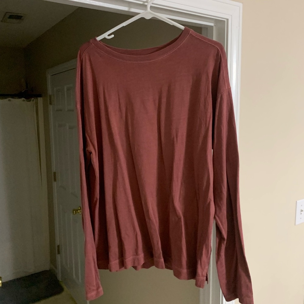 Women’s Long Sleeved Tee